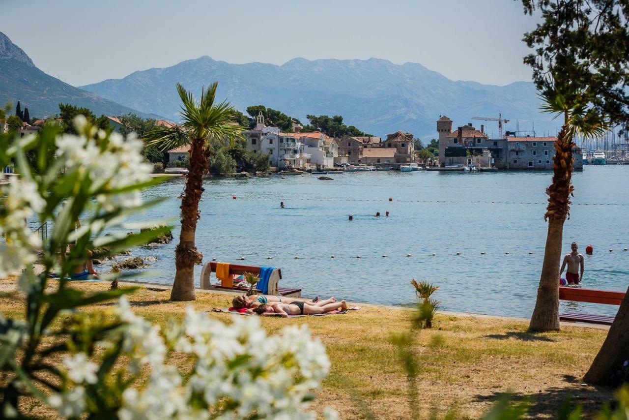 Pelivan Apartments Kastela Exterior photo